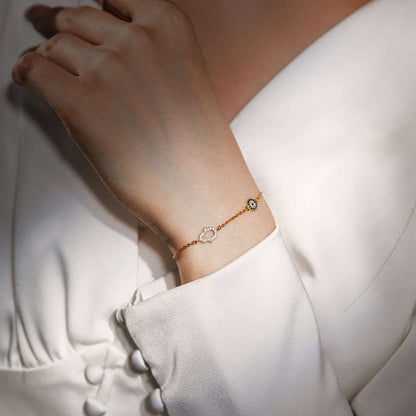 [baslovejewels]Gost Shape & Round Shape Necklace