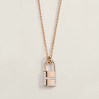 [baslovejewels]HM ADVANCED NICHE LOCK HEAD NECKLACE DIAMONDS
