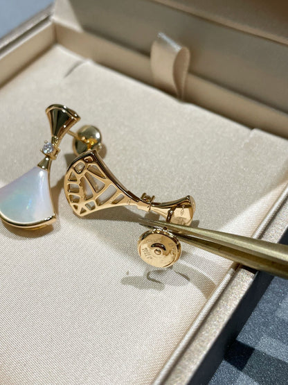 [baslovejewels]DREAM MOP 1 DIAMOND EARRINGS