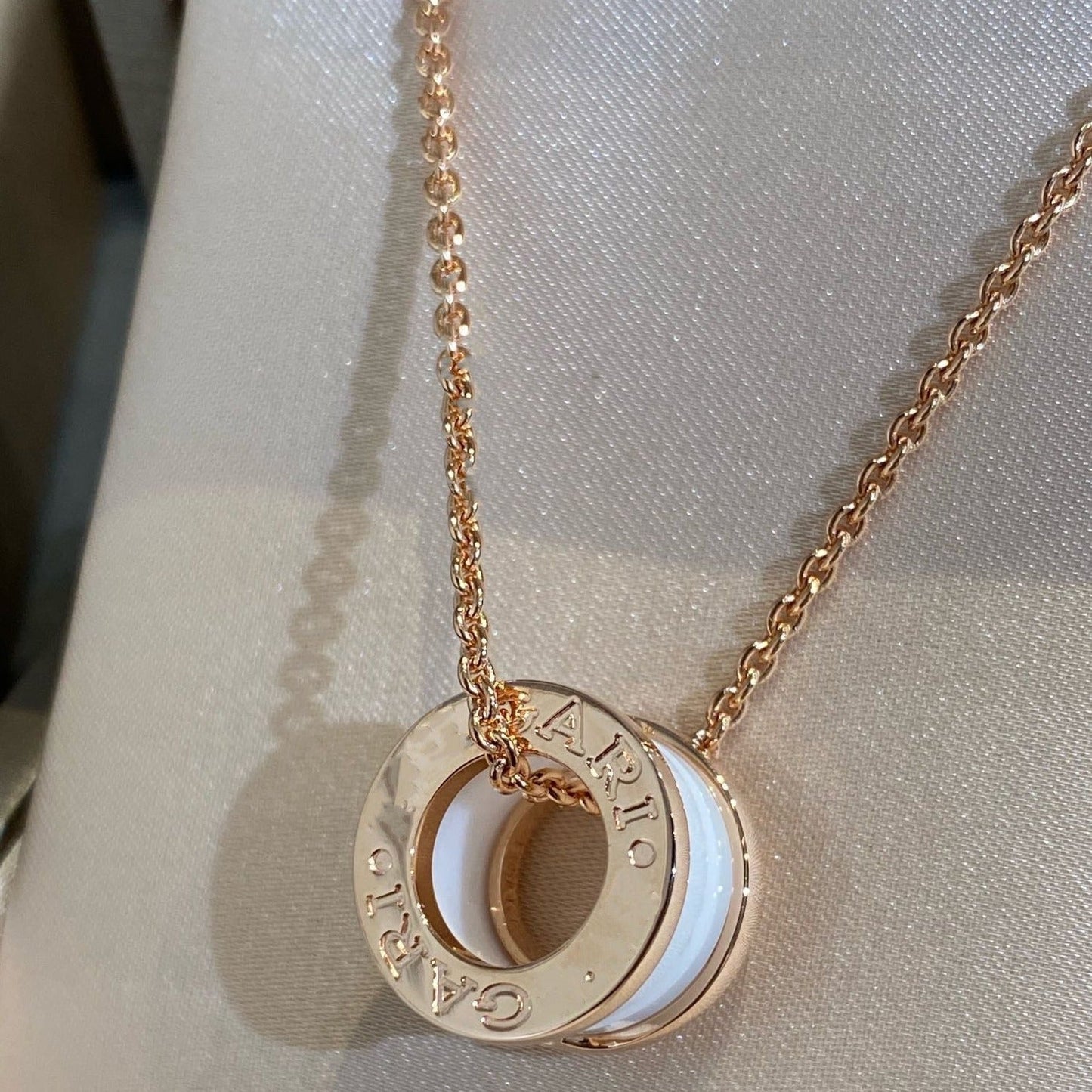 [baslovejewels]ZERO 1 WHITE CERAMIC PINK GOLD NECKLACE