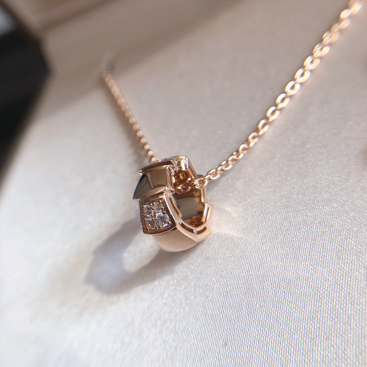 [baslovejewels]SERPENTI PEDANT DIAMOND PINK GOLD NECKLACE