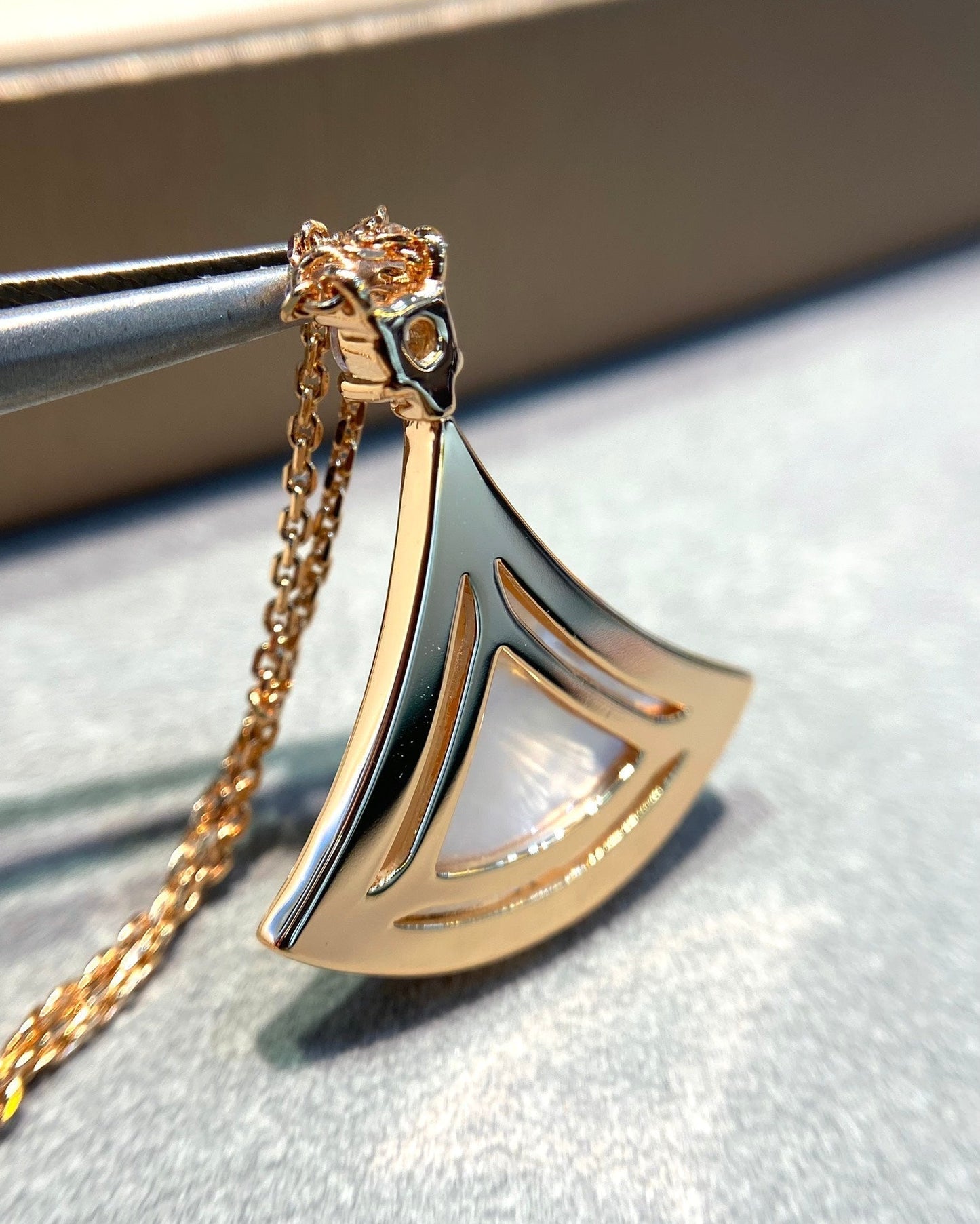 [baslovejewels]DREAM MOP DIAMOND PAVED PINK GOLD NECKLACE