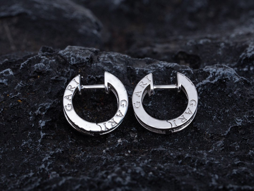 [baslovejewels]ZERO 1 MINI SILVER DIAMOND EARRINGS