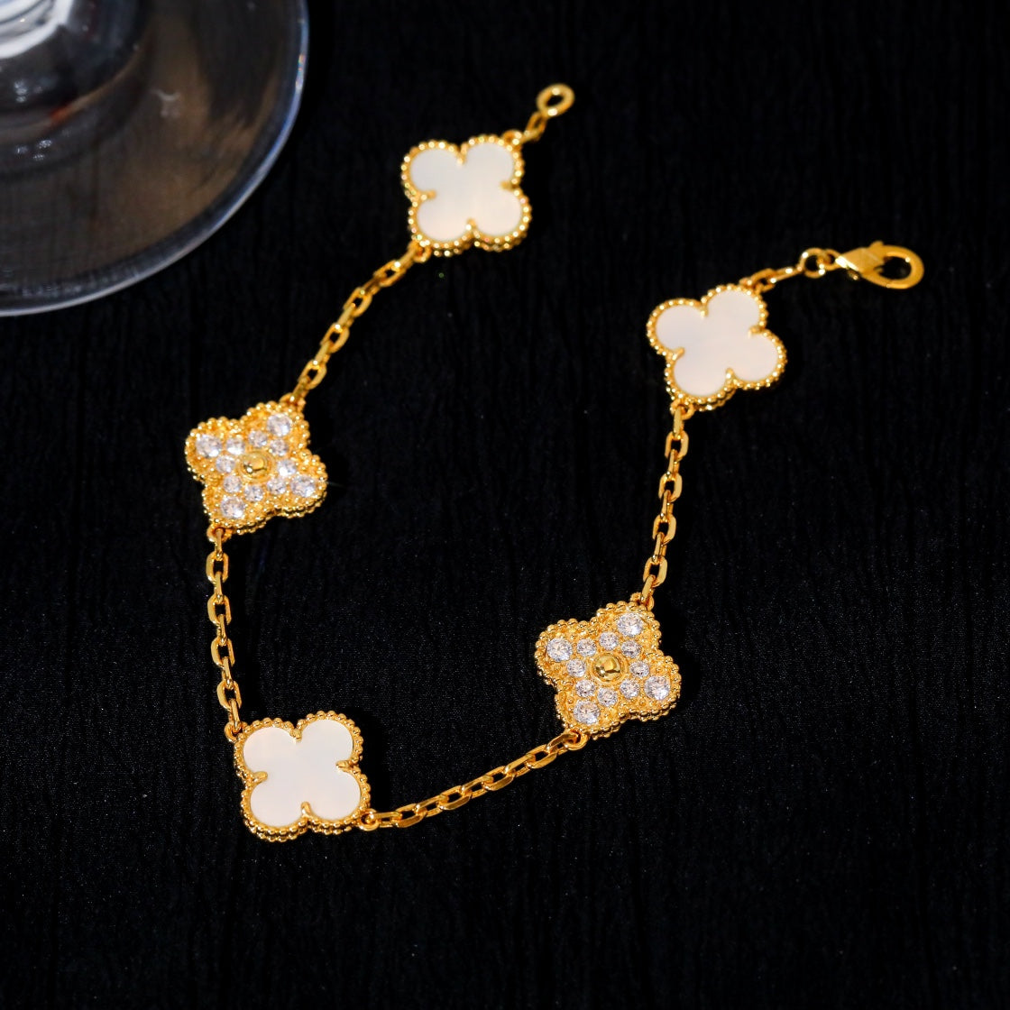 [baslovejewels]CLOVER BRACELET 5 MOTIF WHITE MOP DIAMOND