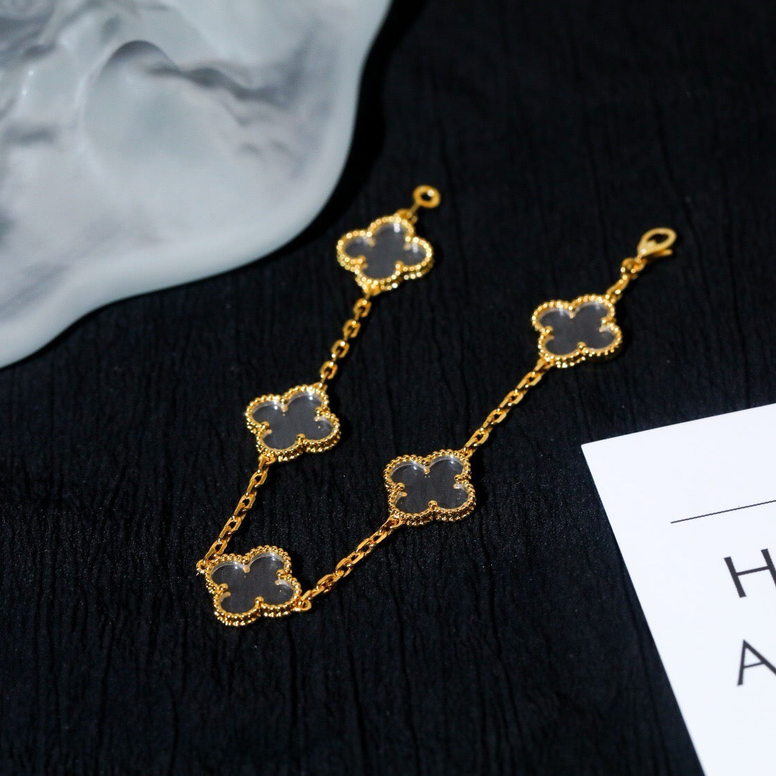 [baslovejewels]CLOVER 5 MOTIF ROCK CRYSTAL PINK GOLD BRACELET