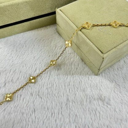 [baslovejewels]CLOVER 6 MOTIF DIAMOND BRACELET