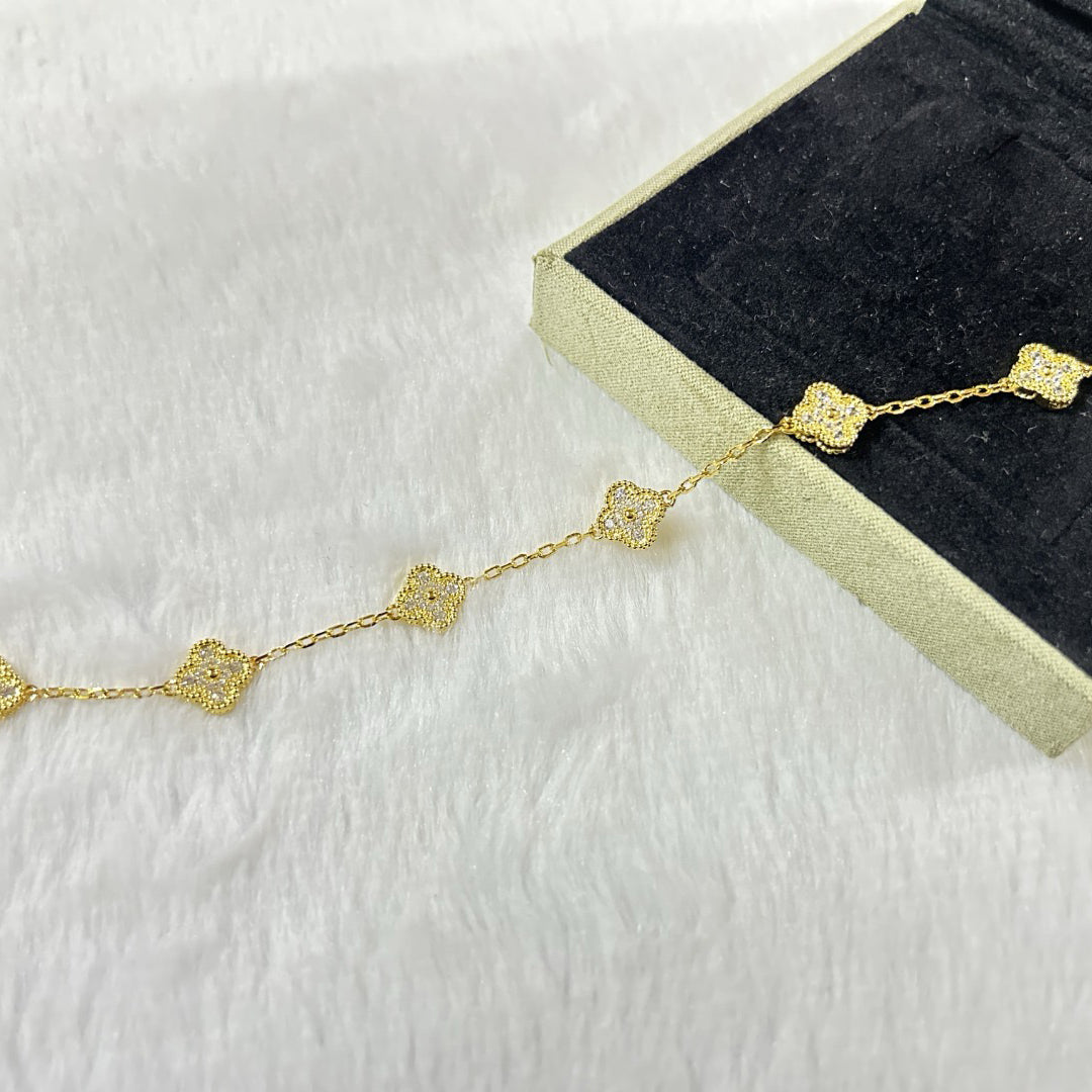 [baslovejewels]CLOVER 6 MOTIF DIAMOND BRACELET