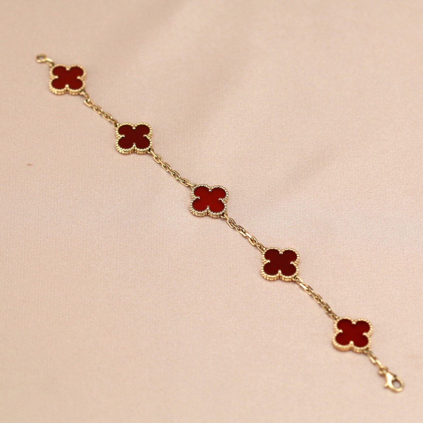 [baslovejewels]CLOVER 5 MOTIFS RED AGATE  BRACELET