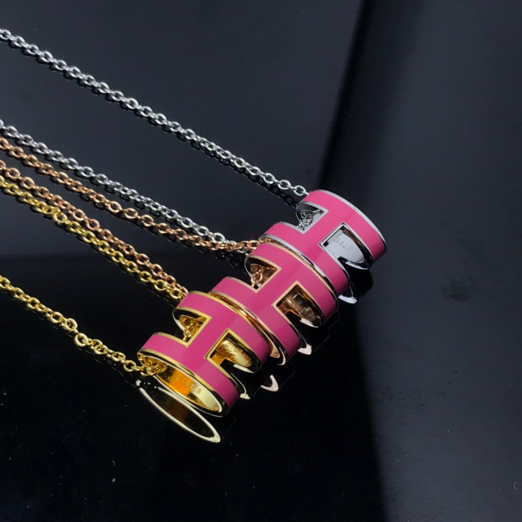 [baslovejewels]H NECKLACE PINK