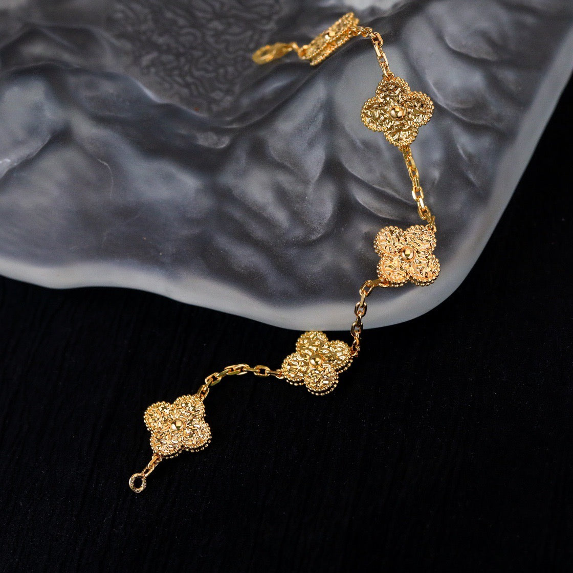 [baslovejewels]CLOVER 5 MOTIFS BRONZING BRACELET