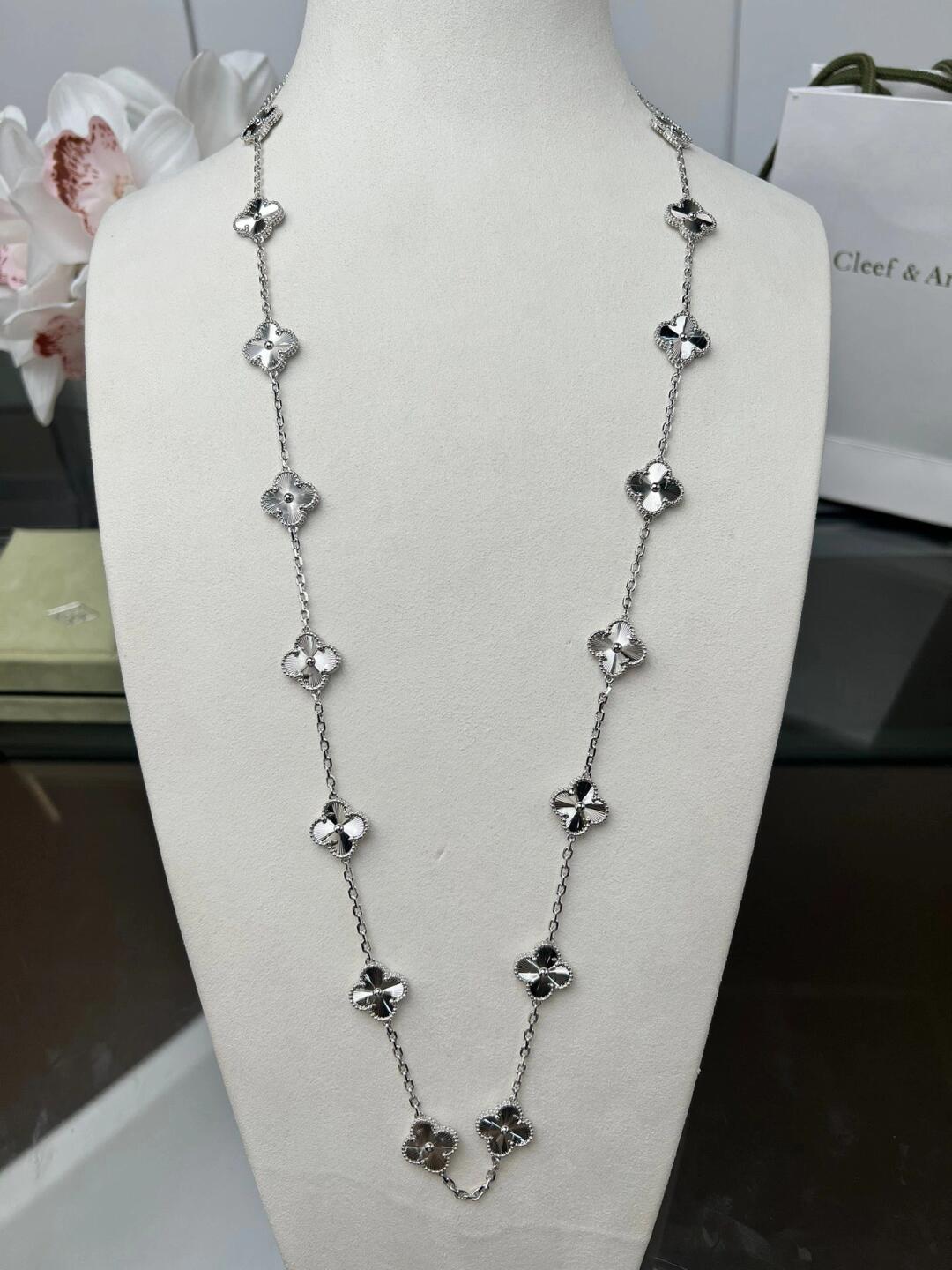 [baslovejewels]CLOVER 20 MOTIFS  LASER SILVER