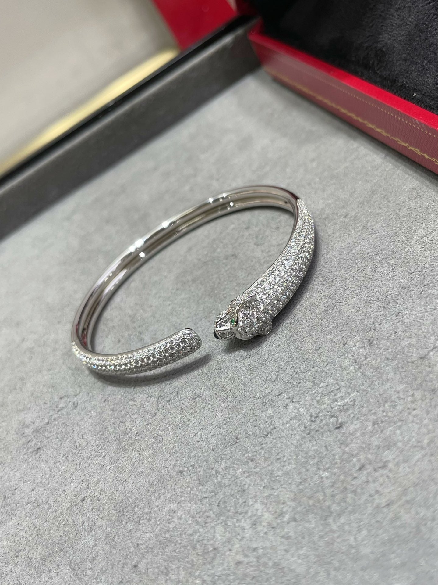 [baslovejewels]PANTHERE FULL DIAMOND OPEN BRACELET