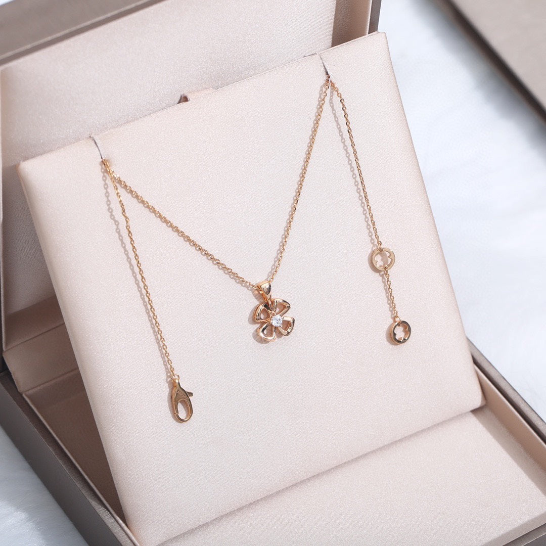 [baslovejewels]FIOREVER NECKLACE DIAMOND CENTER